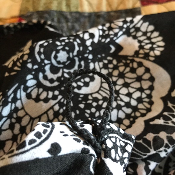 ELLE flowy dress with flutter sleeves 1x - Picture 7 of 10